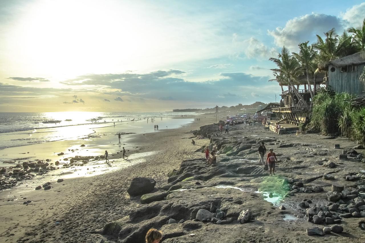 Bima Sakti Homestay Echo Beach Canggu Ngoại thất bức ảnh